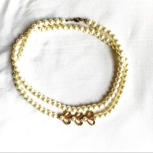 Pearl and Gold Costume Strand Necklace